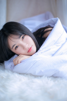 莉莉午夜理论影院
